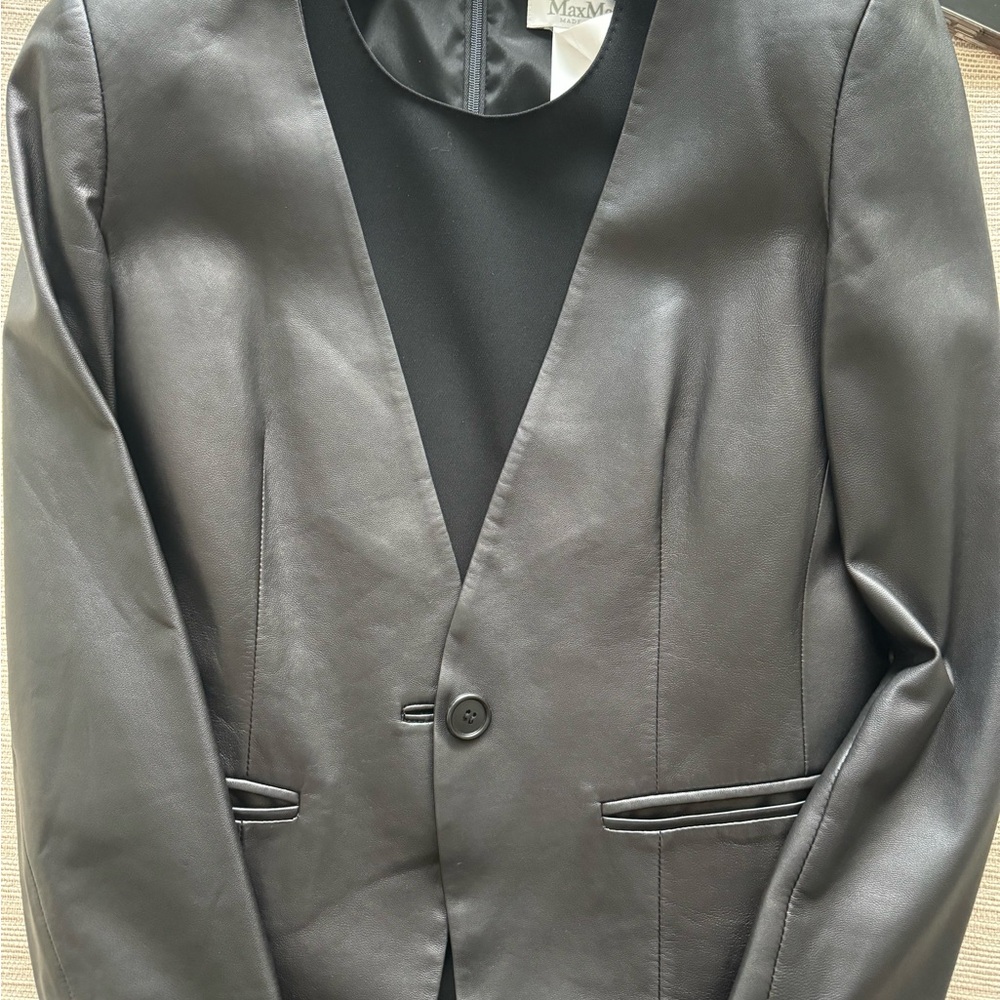 Gorgeous Black Leather Jacket – Perfect Condition
